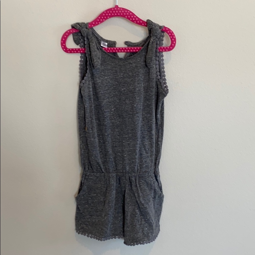 peek - super comfortable grey shorts romper